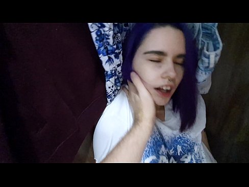 ❤️ Sibt lil sis tiegħi fil-closet u għenitha tiġri ❌ Video anali f'mt.marketapp.top ❌️